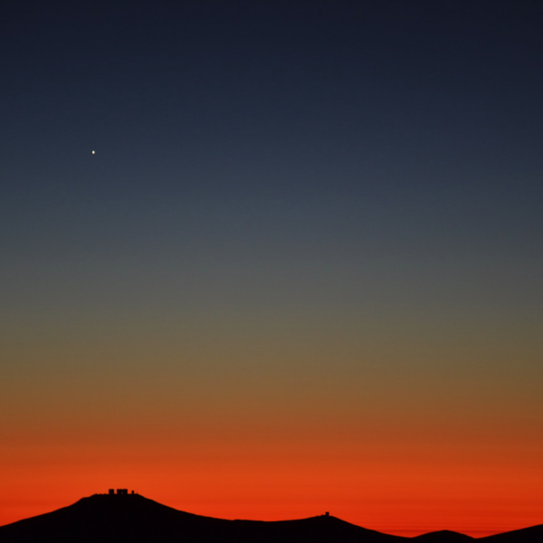 Dusk over Cerro Paranal. Credit Marek Górski